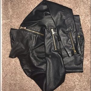 Black crop leather jacket